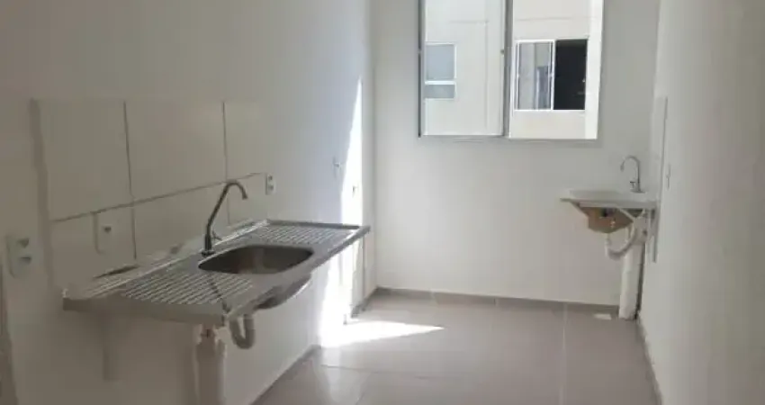 Apartamento com 2 quartos para alugar na Rua padre climério, Centro, Caucaia
