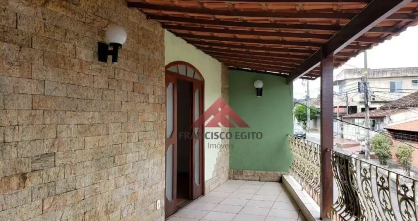 Sobrado com 3 quartos à venda, 250 m² por R$ 850.000 - Centro - São Gonçalo/RJ