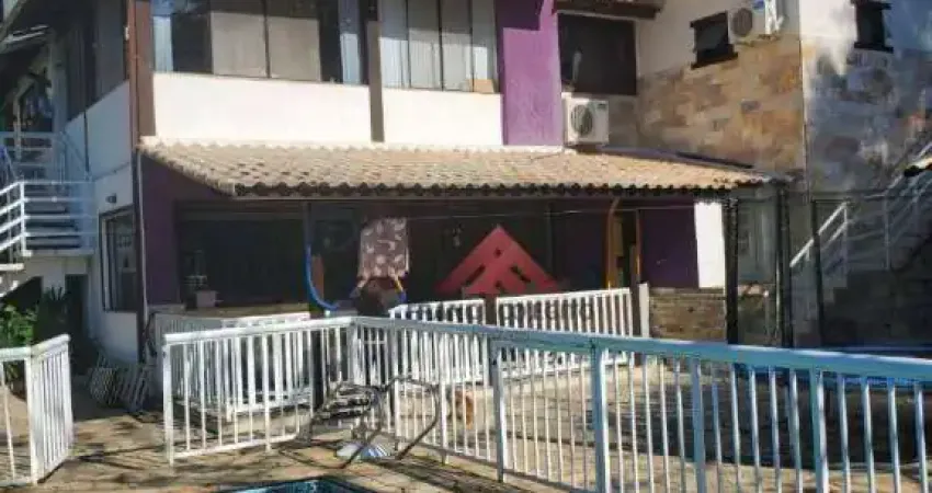 Casa com 3 quartos à venda, 343 m² por R$ 1.400.000 - Pendotiba - Niterói/RJ
