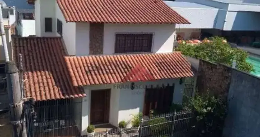 Casa com 3 quartos à venda na Travessa Salome Marins, Centro, São Gonçalo