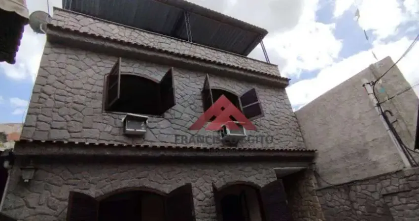 Casa duplexcom 3 suítes à venda, 190 m² por R$ 600.000 - Porto da Pedra - São Gonçalo/RJ
