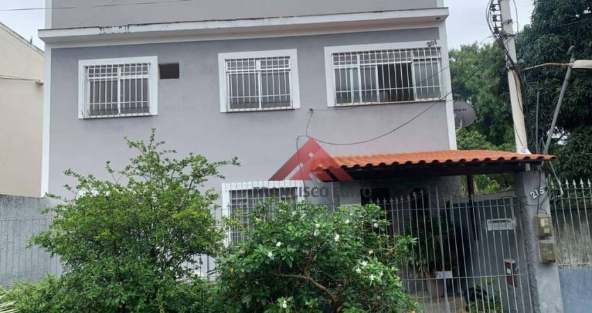 Sobrado com 3 quartos, 141 m² - venda por R$ 220.000 ou aluguel por R$ 1.200/mês - Porto da Pedra - São Gonçalo/RJ