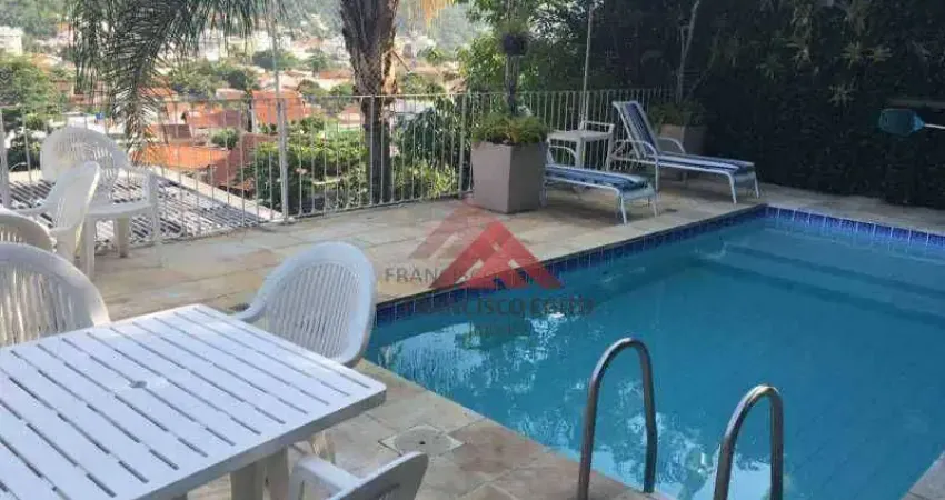 Casa com 4 quartos à venda, 380 m² - São Francisco - Niterói/RJ