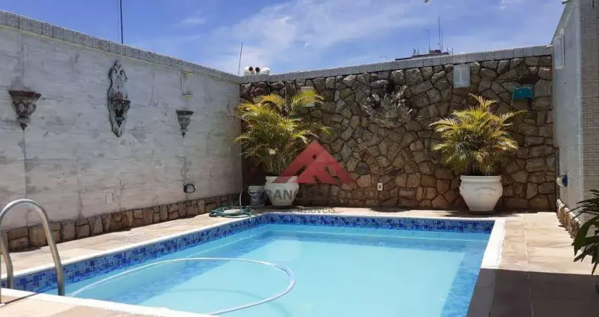 Cobertura com 3 dormitórios à venda, 300 m² por R$ 1.800.000,00 - Icaraí - Niterói/RJ