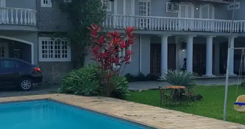 Jci - duplex  com 5 qts sendo 4 suites (ac. carros) piscinão inoa marica rj