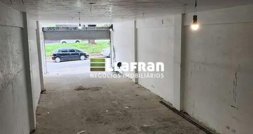 Barracão / Galpão / Depósito à venda na Rua Joaquim José da Silva Xavier, 01, Cidade Intercap, Taboão da Serra