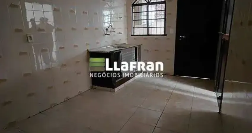 Casa com 2 quartos à venda na Rua Isabel de Freitas Sassi, 0001, Jardim Santa Terezinha, Taboão da Serra
