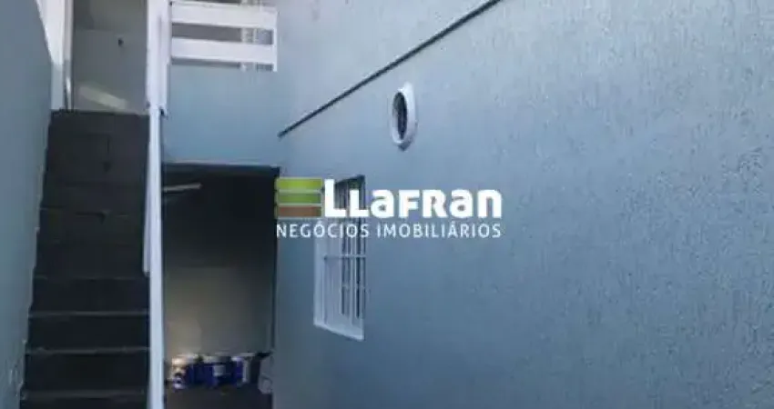 Casa com 2 quartos à venda na Rua Salvador Peluso Basile, 01, Jardim Santa Rosa, Taboão da Serra