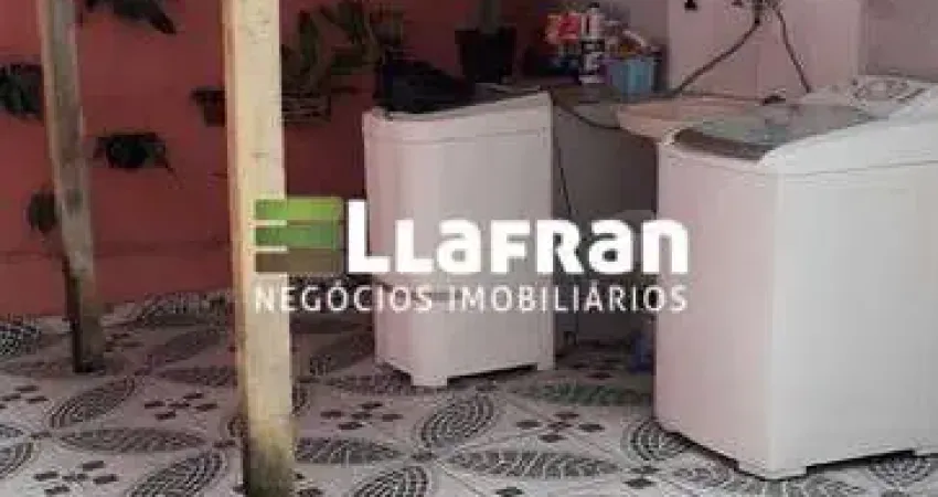 Casa com 2 quartos à venda na Rua Paulo Oliveira, 01, Jardim Clementino, Taboão da Serra