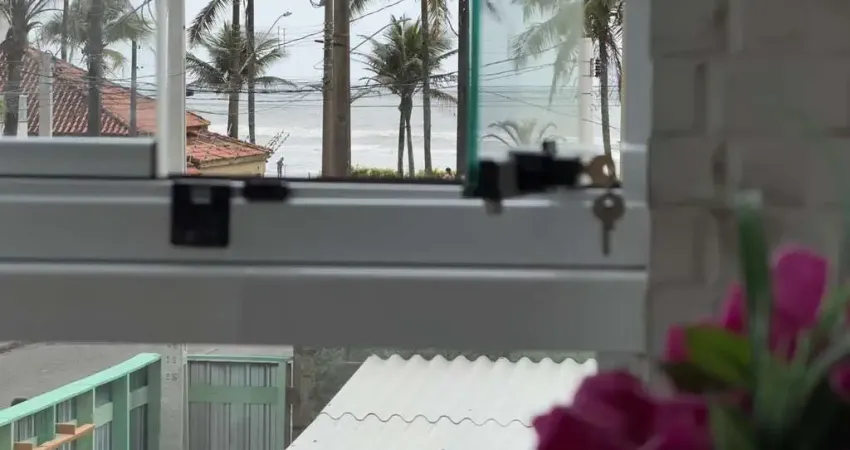 Duplex com vista para o mar no jardim real | 2 suítes • 114m² • 100m da praia.