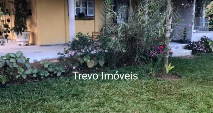 Linda chácara em vargem alta com 3.800m² - em codominio seguro