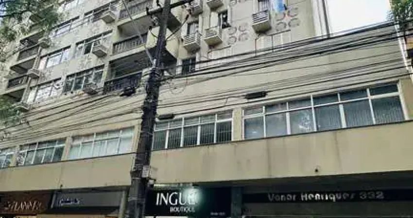 Apartamento com 3 quartos à venda na Avenida XV de Novembro, 332, Zona 01, Maringá