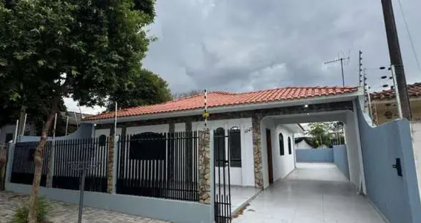 Casa espaçosa à venda em sarandi – 3 quartos, suíte, edícula, garagem ampla e terreno de 348m²