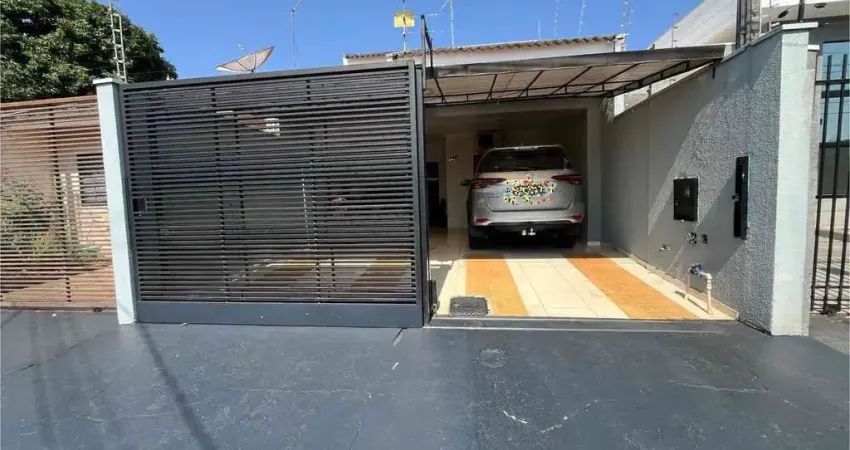 Casa com 3 quartos para alugar na Rua Frei Caneca, 542, Jardim Liberdade, Maringá