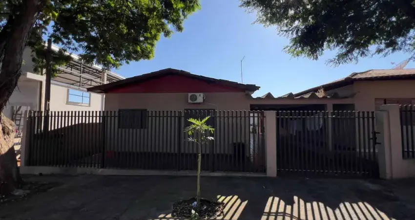 Casa ampla com edícula — rua dr. gastão vidigal, 463 — centro, munhoz de mello (pr)