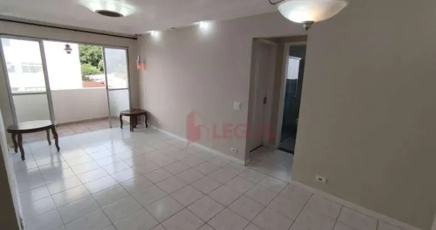Apartamento com 2 dormitórios, ampla sala com sacada, 1 vaga de garagem na vila mariana.