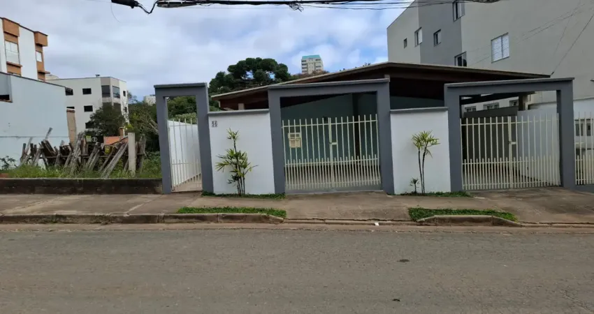 Casa com 2 quartos à venda no Residencial São Bernardo, Poços de Caldas 