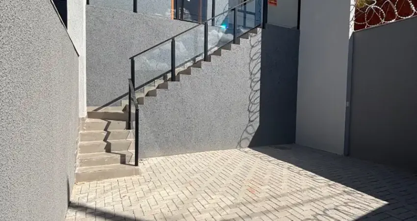 Casas novas e modernas no novo centro – 3 quartos, suíte, área privativa e acabamento premium | r$ 618.000