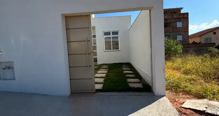 Excelente casa no bairro petrópolis – 180 m² de área construída, 2 quartos com varanda, porcelanato, garagem para 2 carros – apenas r$ 300.000 | financiável