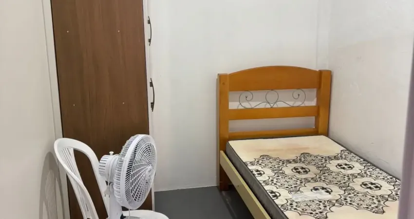 Quartos individuais mobiliados (centro e bosque dos eucalíptos)