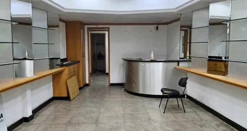 Excelente loja pra alugar no calçadão de caxias com 100 metros quadrados