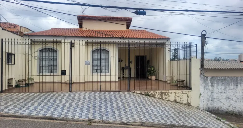 Excelente casa à Venda no Jardim América com 300m2 de terreno e 168 m2 de construção Sorocaba/SP