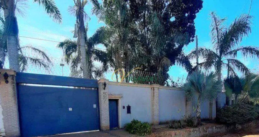 Chácara indo para vila azul. 3 suítes amplas, 3 salas. energia solar com 12 placas, caixa d