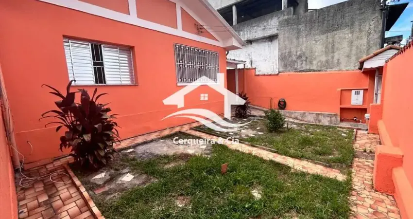 Casa térrea com 2 dormitórios, área gourmet e 4 vagas | cerqueira & cia soluções imobiliárias