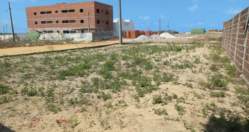 Oportunidade única: terreno de esquina nascente com potencial incomparável no litoral paraibano!