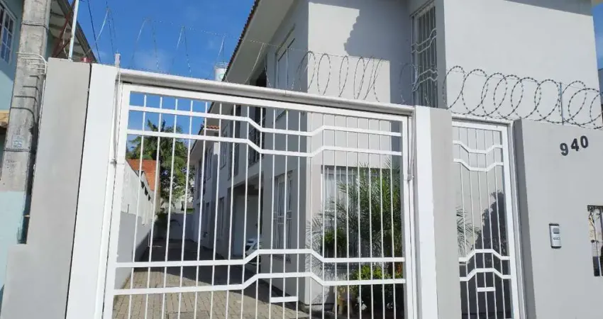 Casa em condomínio fechado com 2 quartos à venda na Rua Coronel Vicente, 940, Centro, Canoas