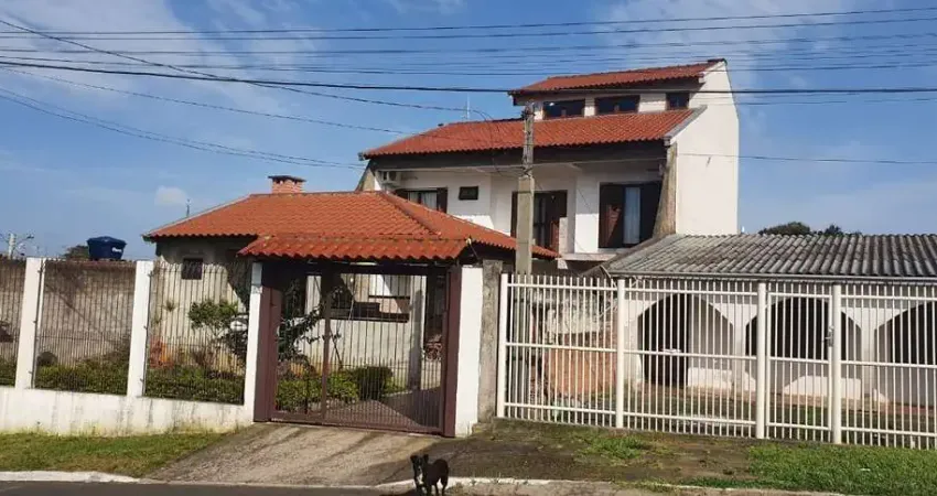 Casa com 3 quartos à venda na Augusto, 13, Guajuviras, Canoas
