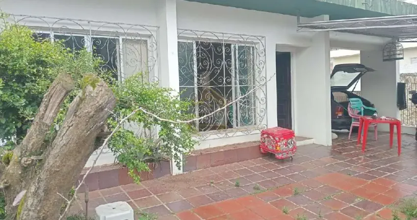 Casa com 3 quartos à venda no Estreito, Florianópolis 