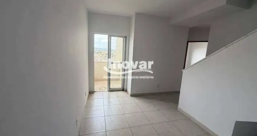 Apto de cobertura com área total de 105m² sendo: 01 sala ampla para 2 ambientes; cozinha; 02 quartos