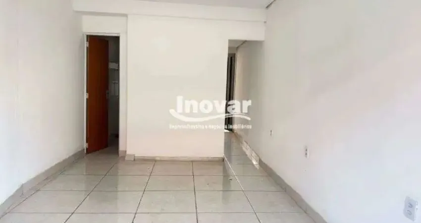 Loja com aproximadamente 26m² no centro comercial do bairro