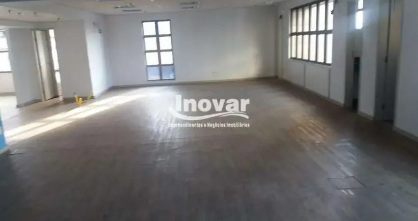 Salas com aproximadamente 218,40 m2, 04 vagas de garagem, m2 próximo a rua ceará e av. afonso pena