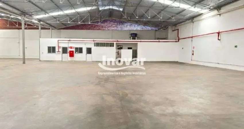 Galpão industrial ou logistico com aproximadamente 1.412m² ao lado da linha verde