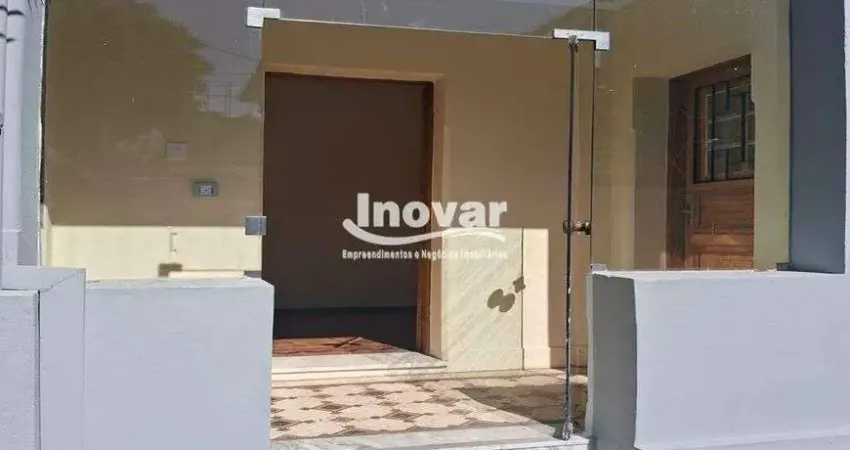 Excelente casa tombada e reformada com 2 pavimentos, terreno de 200 m2, area construida de 169 m2, v