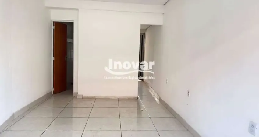 Loja com aproximadamente 26m² no centro comercial do bairro