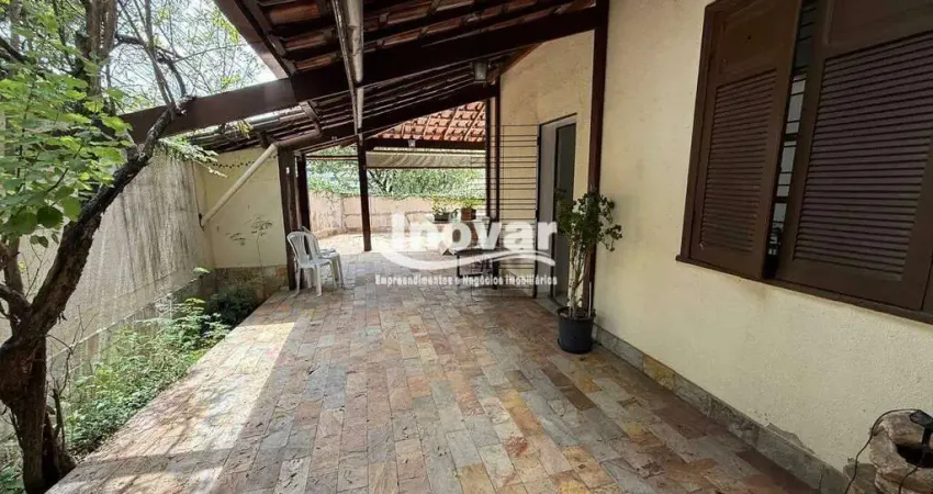 Excelente casa comercial no bairro santo antõnio, em 2 pavimentos 280 m2, 6 vagas de garagem,