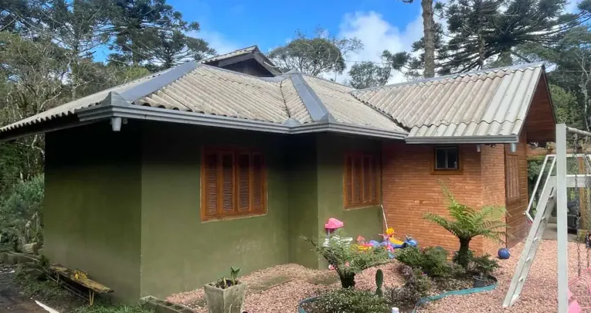 Casa com 3 quartos à venda na Rua Quatís, Colinas, São Francisco de Paula