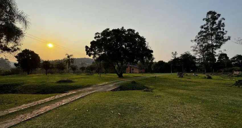 Chácara em rio grande do sul, portão, estrada dos farias.  2 dorm.