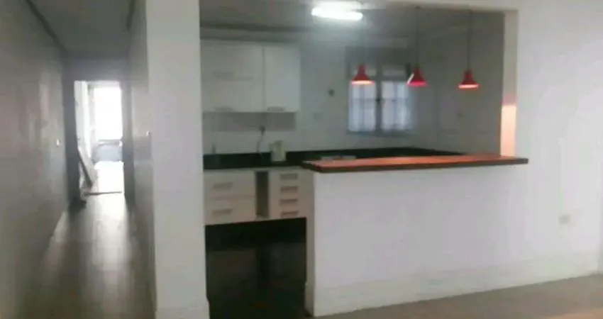 Sobrado de 145 metros 3 quartos ,1 suite vaga ,quintal nos fundos próximo ao hospital pirajussara.