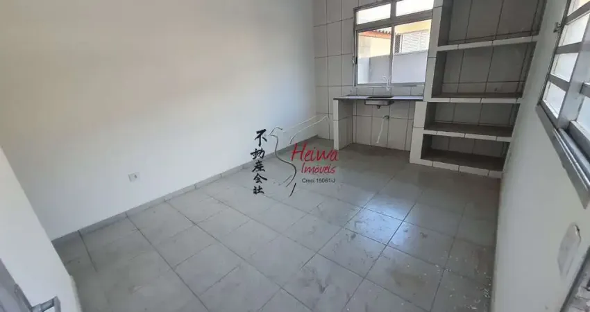 Casa com 2 quartos para alugar na Rua Manoel de Jesus, 144 B, Vila Guedes, São Paulo