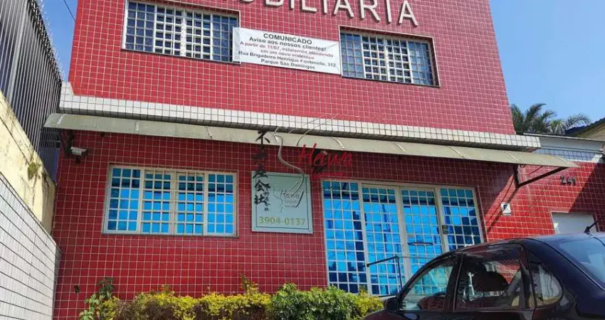 Prédio à venda na Rua Fábio de Almeida Magalhães, 241, Jardim Santo Elias, São Paulo