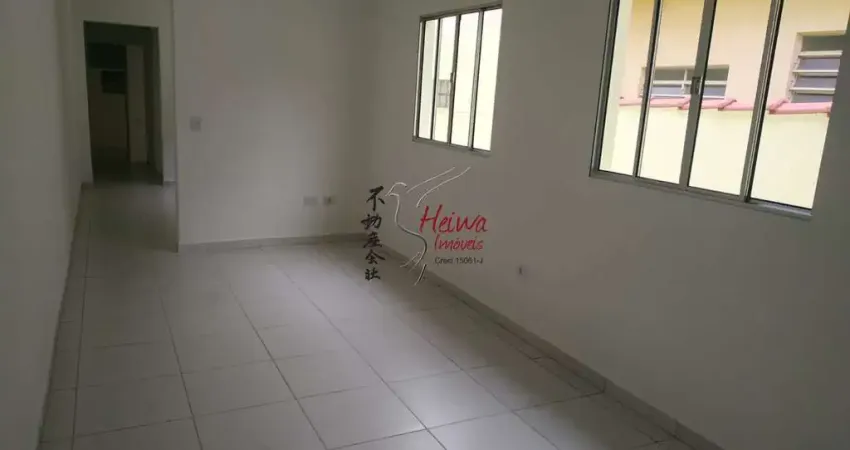 Casa com 2 quartos para alugar na Rua Bartolomeu Paes, 461, Vila Anastácio, São Paulo