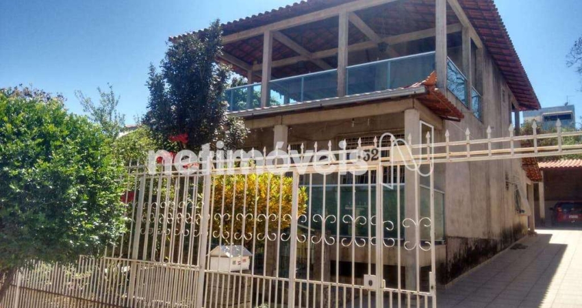 Casa com 4 quartos à venda na Rua Serra das Rosas, Serra Dourada, Vespasiano