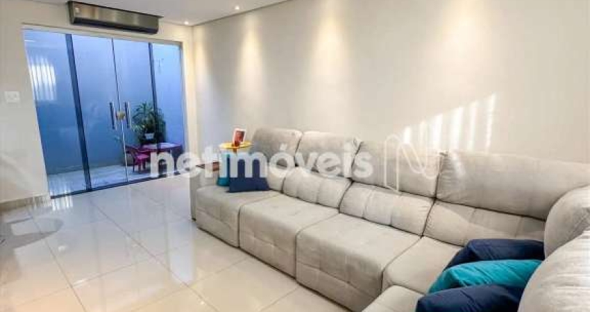 Casa com 3 quartos à venda na Rua Somália, Canaã, Belo Horizonte