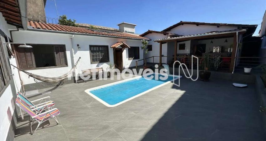 Casa com 5 quartos à venda na Rua Monsenhor José Coelho, São João Batista, Belo Horizonte