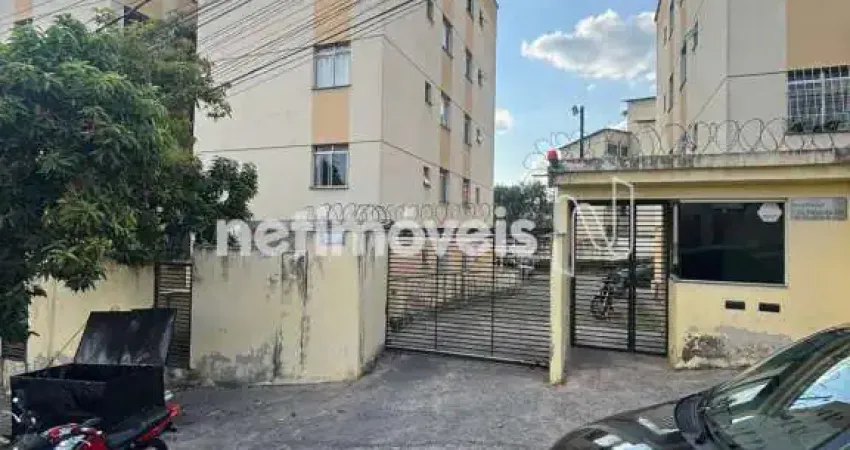 Apartamento com 2 quartos para alugar na Rua Zélia, Piratininga (Venda Nova), Belo Horizonte