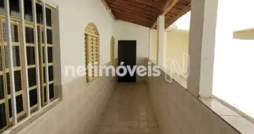 Casa com 3 quartos para alugar na Rua Francisco Jota, Leblon (Venda Nova), Belo Horizonte